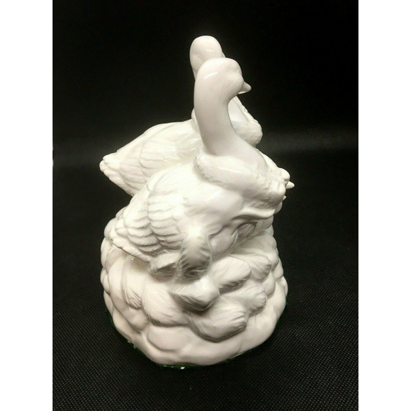 Midwest Ceramic White Vintage Music Box - Picture 2 of 7